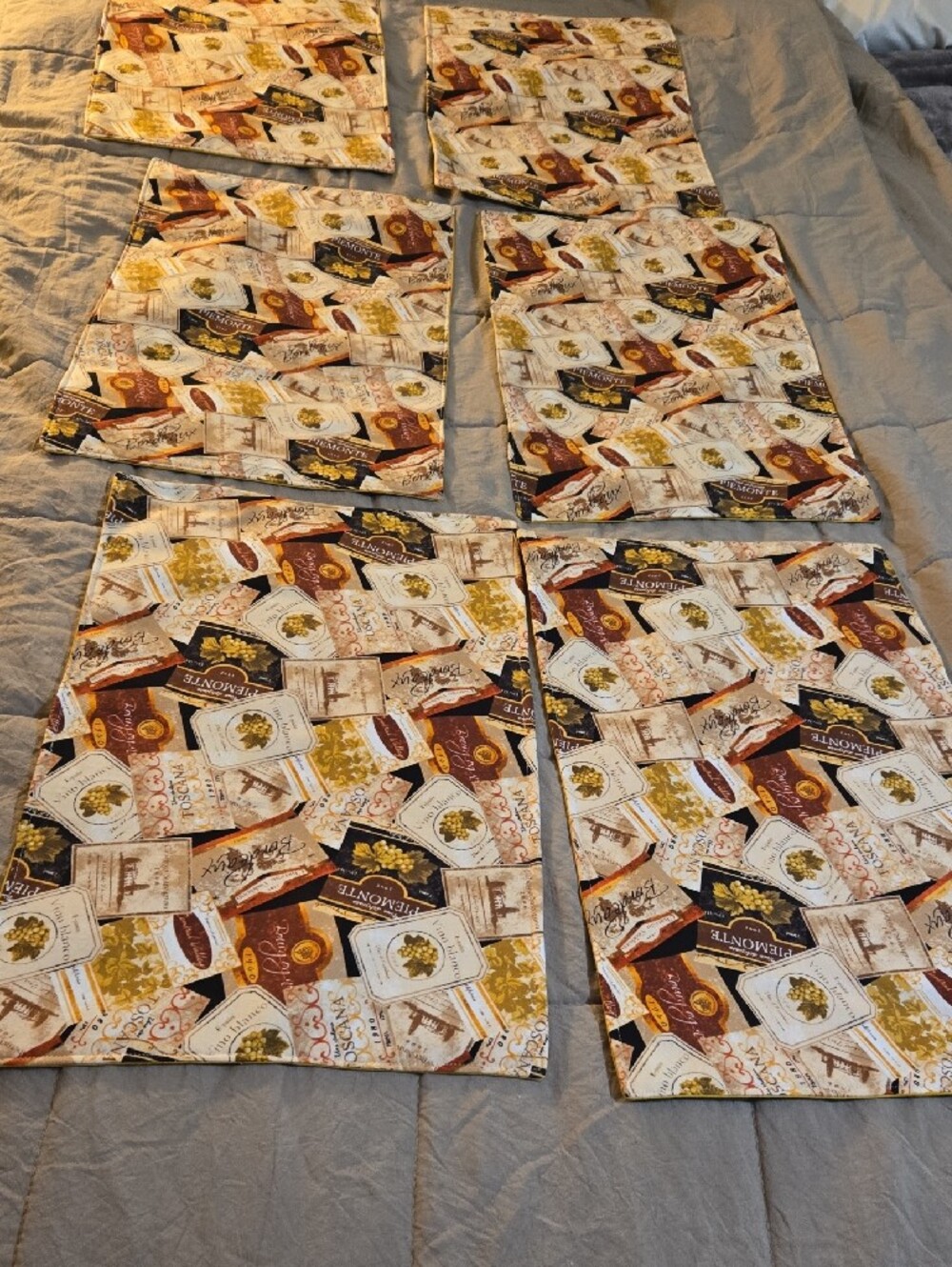 Handmade Reversible Placemats For Fall And Christmas - Set Of 6 - Picture 10 of 10